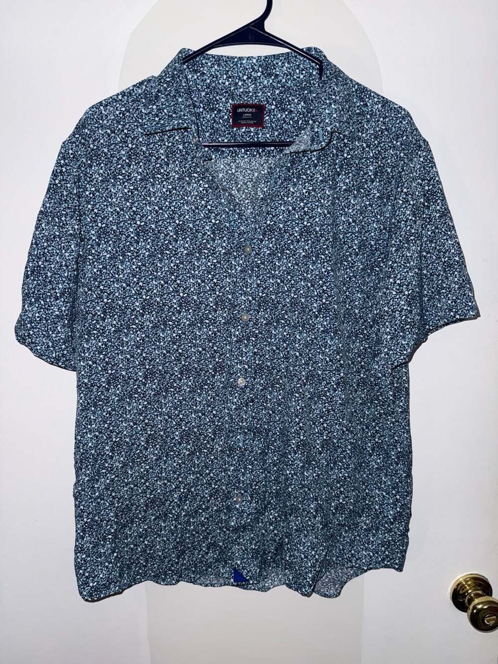 UNTUCKit Men's Large Regular Fit Short Sleeve Floral Print Button-Up Shirt